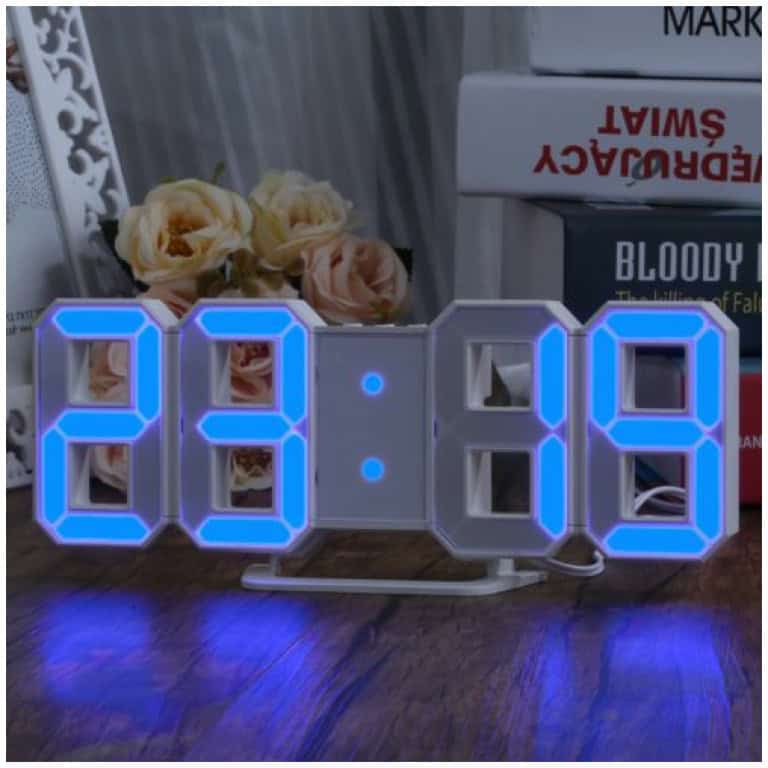 שעון לד שולחני USB+תאריך+מעורר גודל 24 ס"מ