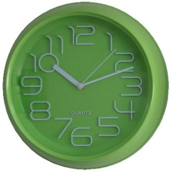 שעון קיר צעיר