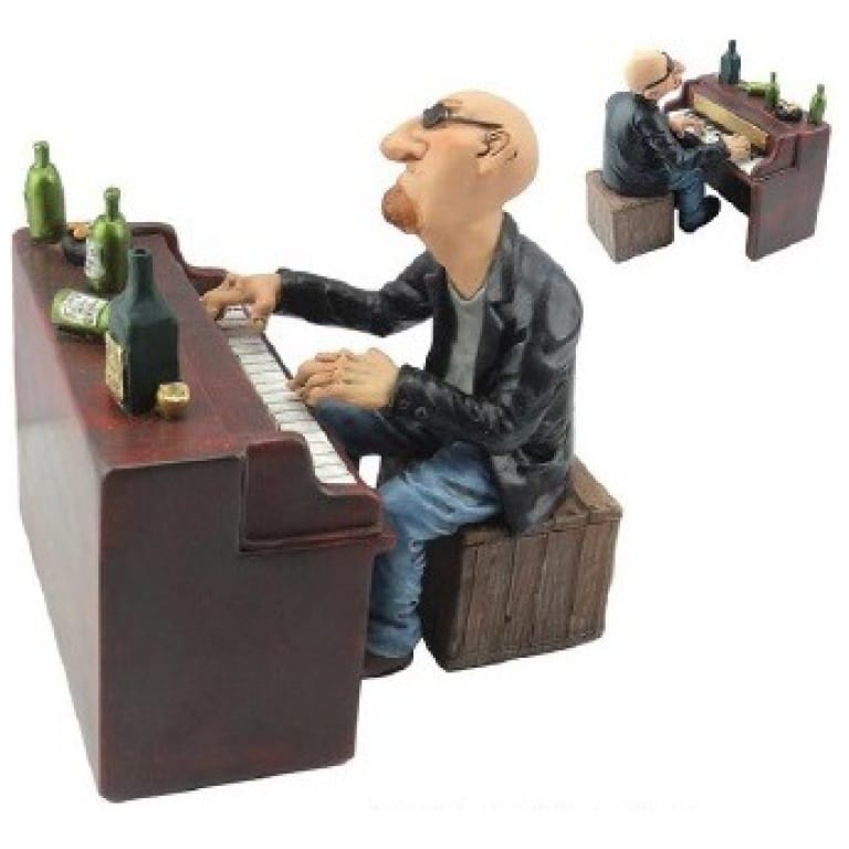 פסל להקת קריקטורות - פסנתרן בעיצוב מיוחד