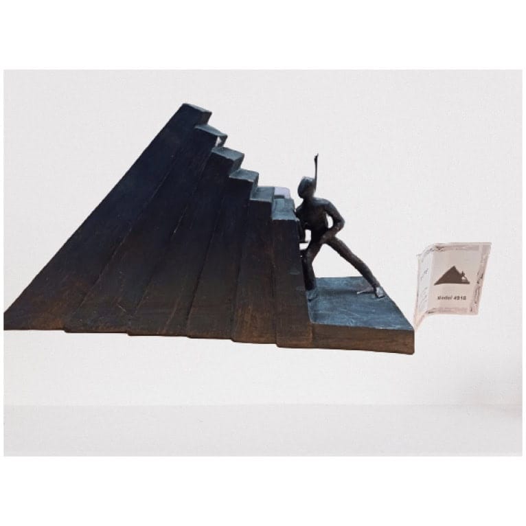 ⁦פסל אומנותי מזיז הרים מבית פסלי היוקרה "GRACIA GALLERY"⁩ – תמונה ⁦2⁩