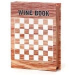 ⁦סט אביזרי יין עם משחק שח מט⁩ – תמונה ⁦2⁩