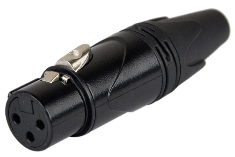 מחבר XLR נקבה להלחמה תוצרת POLMAN