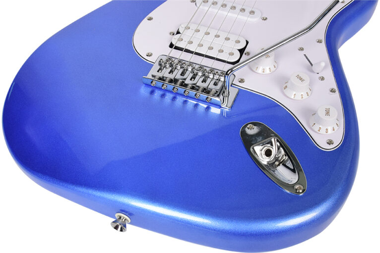 Queen Raisen 200 Blue – גיטרה חשמלית כחולה