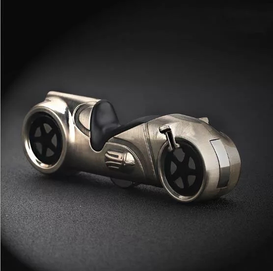 4575-1531054908.jpg מכונית עתיקה USB מצת – מצית נטען USB ללא גז – דגם TG1789