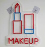 ⁦שלט ניאון LED בצורת שפתון עם הכיתוב MAKEUP, חיבור USB⁩, תמונה ⁦2⁩